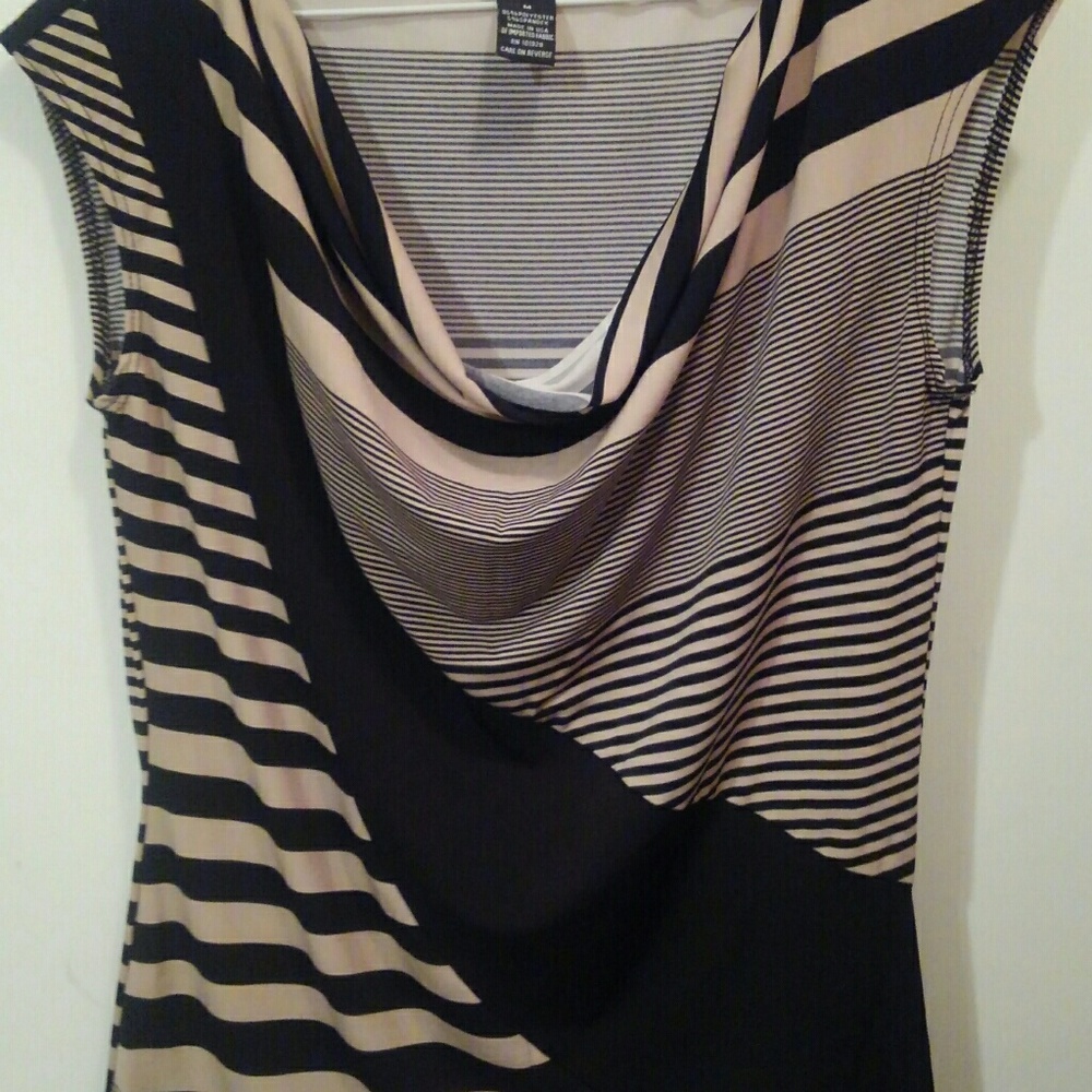 Black and tan sleeveless